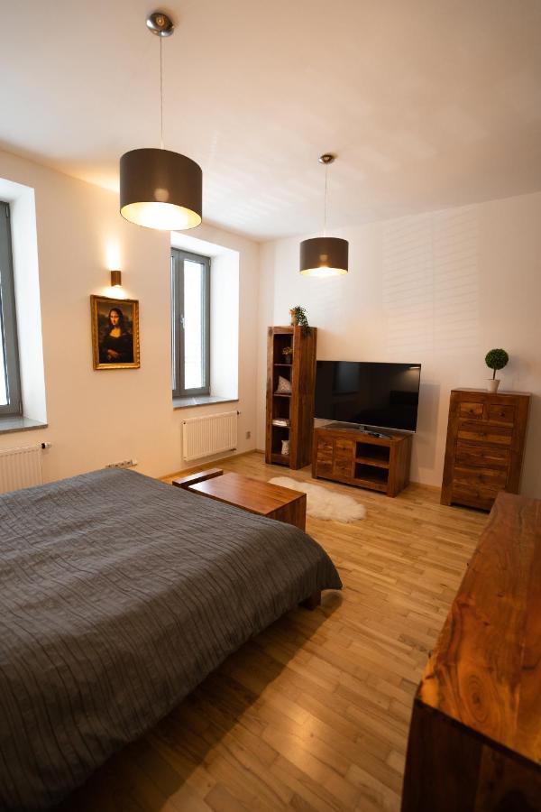 Black Field Apartment Brno Exterior photo