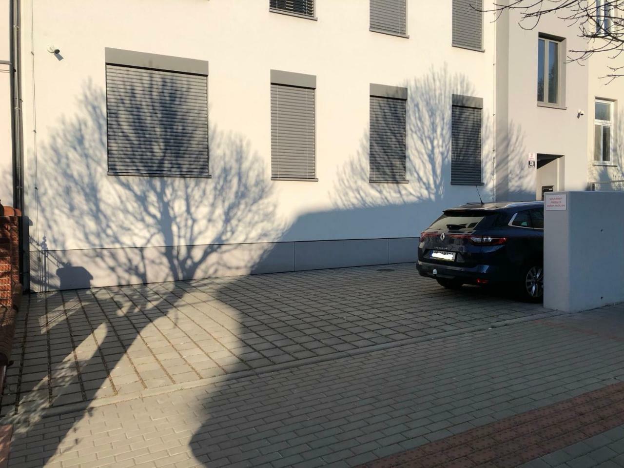 Black Field Apartment Brno Exterior photo